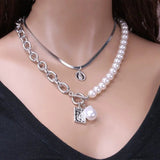 Barouqe Pearl Necklace
