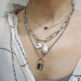 Barouqe Pearl Necklace