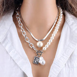 Barouqe Pearl Necklace