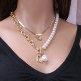 Barouqe Pearl Necklace